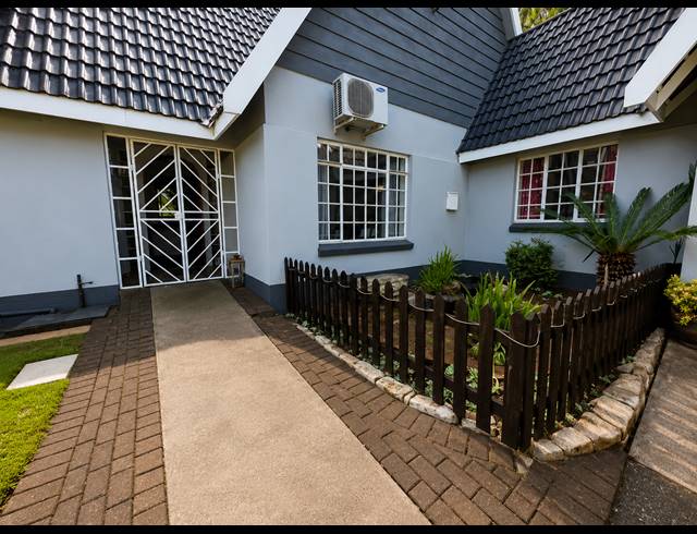 5 BEDROOM HOUSE FOR SALE IN THREE RIVERS PROPER